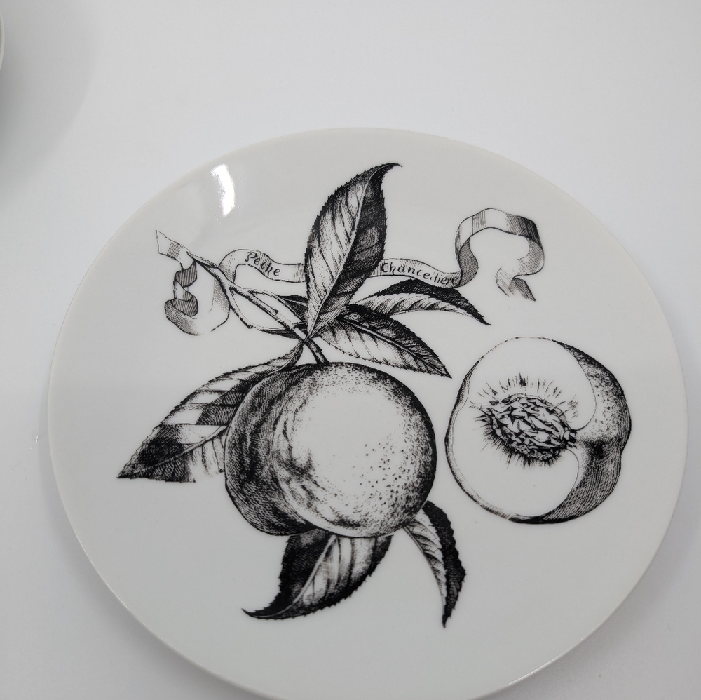 Lot of 6 vintage Bareuther waldsassen Bavaria porcelain plates 7 3/4" - Picture 5 of 11